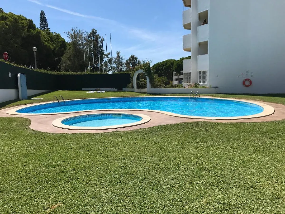 Vilamoura Estudio Com Piscina E Terraco Apartment 0*,